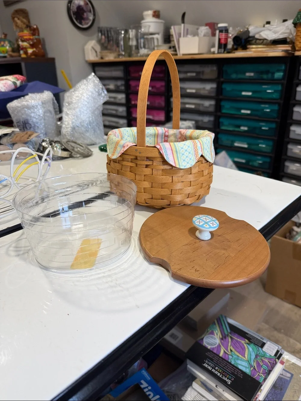 Longaberger 2008 Small Easter Basket Set with Easter Egg Stand